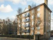 3 bedroom apartment for sale in Limehouse Causeway...
