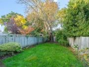 3 Bedroom Apartment For Sale In London