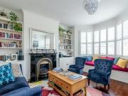 3 Bedroom Apartment For Sale In London