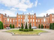 3 Bedroom Apartment For Sale In London