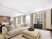 3 Bedroom Apartment For Sale In London
