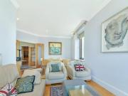 3 Bedroom Apartment For Sale In London
