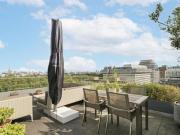 3 Bedroom Apartment For Sale In London