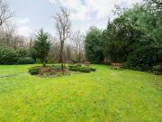 3 bedroom apartment for sale in Portsmouth Road, London,... 3 bedroom apartment for sale in Portsmouth Road, London,...