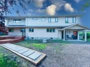 3 Bedroom Apartment Gibbons AB 100411051