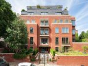 3 Bedroom Apartment Hampstead Greater London 93959786