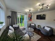 3 Bedroom Apartment House to Rent
