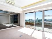 3 Bedroom Apartment in Bantry Bay
