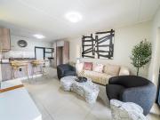 3 Bedroom Apartment in Bartlett