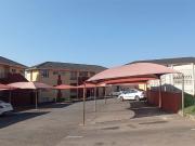 3 Bedroom Apartment in Caversham Glen