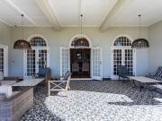 3 Bedroom Apartment in Claremont Upper