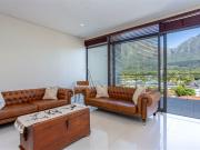 3 Bedroom Apartment in Claremont Upper