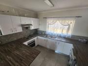 3 Bedroom Apartment in Constantia Kloof