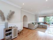 3 Bedroom Apartment in Craighall Park