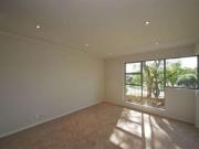 3 Bedroom Apartment in Houghton Estate