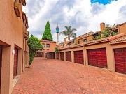 3 Bedroom Apartment in Parktown