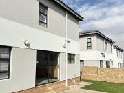 3 Bedroom Apartment in Thatchfield