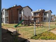 3 Bedroom Apartment in Willow Park Manor
