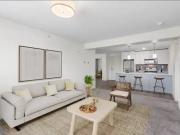 3 Bedroom Apartment Kelowna BC 98532608