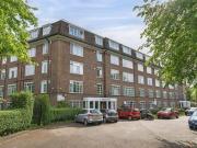 3 Bedroom Apartment London Greater London 92307507