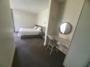 3 Bedroom Apartment To Let in Quigney