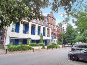 3 bedroom apartment to rent
