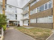 3 bedroom apartment to rent