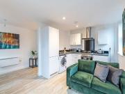 3 bedroom apartment to rent