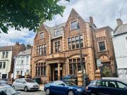 3 bedroom apartment to rent
