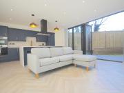 3 bedroom apartment to rent