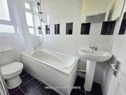 3 bedroom apartment to rent