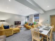 3 bedroom apartment to rent