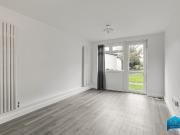 3 bedroom apartment to rent