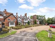 3 bedroom apartment to rent