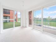 3 bedroom apartment to rent in lismore boulevard...