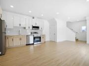 3 Bedroom Apartment Winnipeg MB 98489957