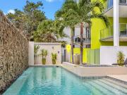 3 Bedroom Apartment with Direct Access to Pool Prime...