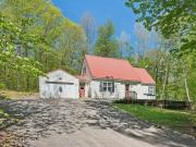 3 bedroom, Augusta ME 04330 91340336