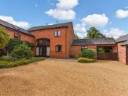 3 Bedroom Barn Conversion Character Property