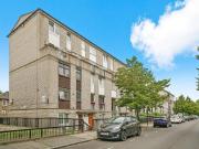 3 bedroom block of apartments to rent