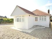 3 Bedroom Bungalow Brentwood Essex 94131763