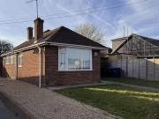 3 bedroom bungalow for rent in Acacia Avenue, Worthing,...