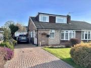 3 bedroom bungalow for sale in Angrove Close Great Ayton...