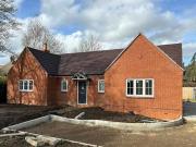 3 Bedroom Bungalow For Sale In Bramley, Hampshire 3 Bedroom Bungalow For Sale In Bramley, Hampshire