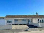 3 bedroom bungalow for sale in Carneton Close Crantock...