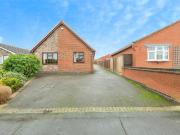 3 bedroom bungalow for sale in Colby Drive, Thurmaston,...
