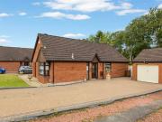 3 bedroom bungalow for sale in Farmington Avenue,...