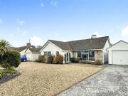 3 Bedroom Bungalow For Sale In Ferndown