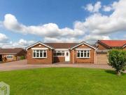 3 bedroom bungalow for sale in Hollowell Lane Horwich...