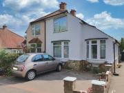 3 Bedroom Bungalow For Sale In Hornchurch